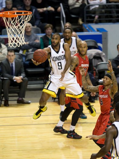 Bolts limp into playoffs with loss